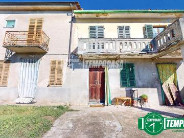 Casa indipendente in vendita a Valenza