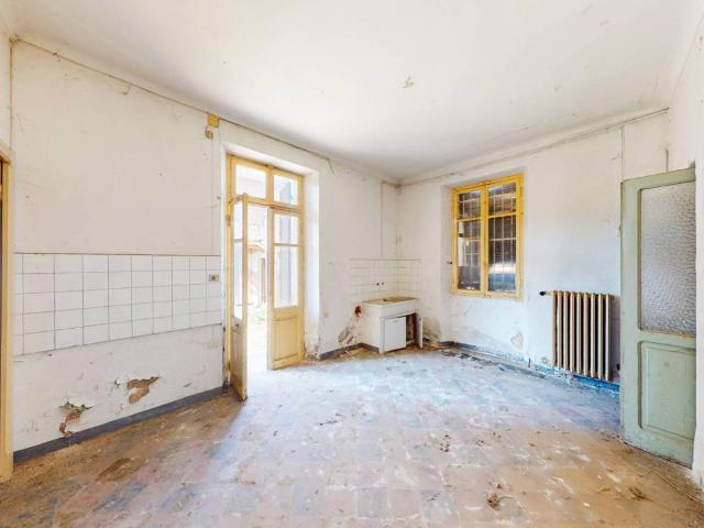 Casa indipendente in vendita a Valenza AL