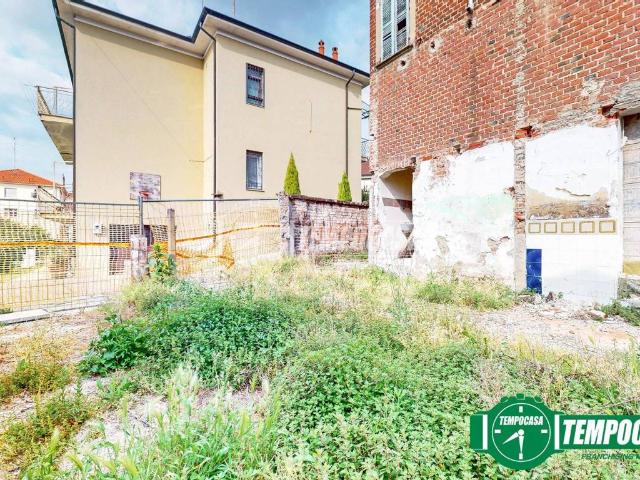 Casa indipendente in vendita a Valenza AL