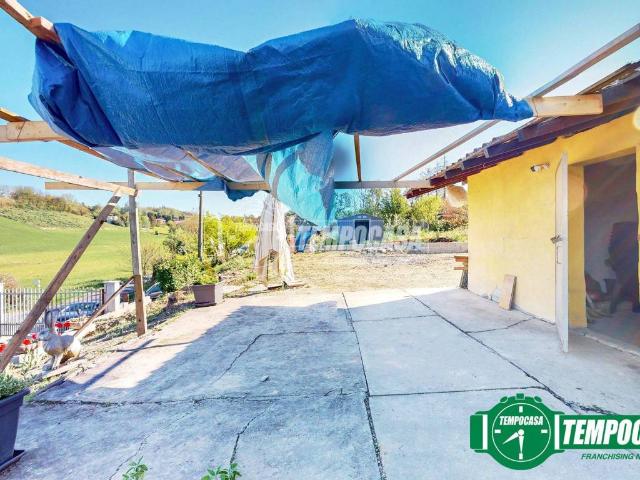 Casa indipendente in vendita a Valenza AL