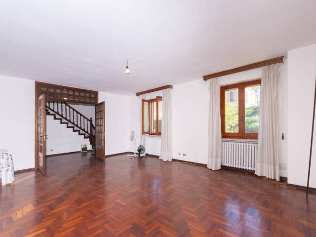 Casa indipendente in vendita a Valenza AL