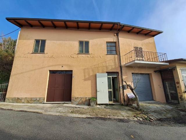 Casa indipendente in vendita a Valfabbrica PG