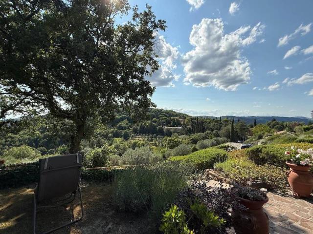 Casa indipendente in vendita a Valfabbrica PG