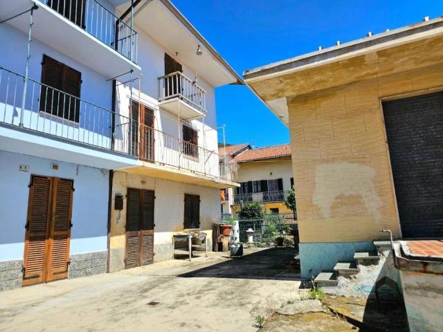 Casa indipendente in vendita a Vallo Torinese TO
