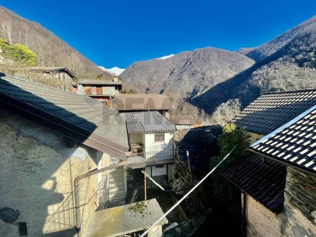 Casa indipendente in vendita a Valle Cannobina VB