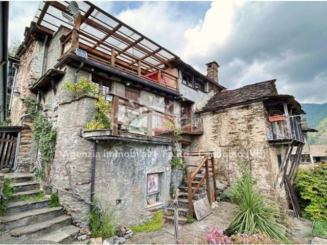Casa indipendente in vendita a Valle Cannobina VB