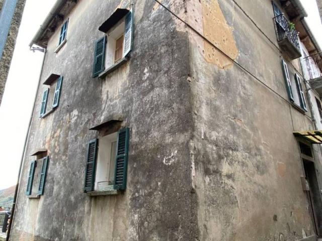 Casa indipendente in vendita a Valle Cannobina VB