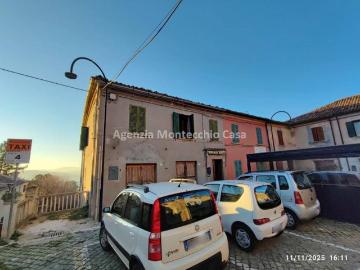 Casa indipendente in vendita a Vallefoglia PU