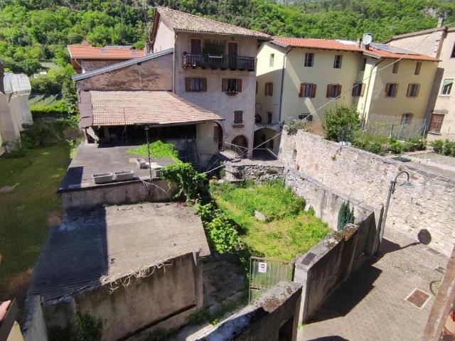 Casa indipendente in vendita a Vallelaghi TN