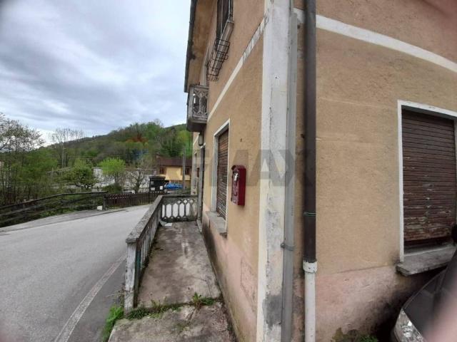 Casa indipendente in vendita a Valli del Pasubio VI