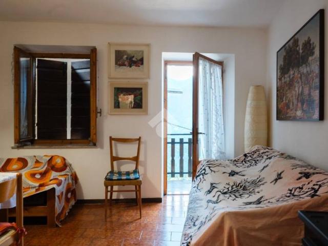 Casa indipendente in vendita a Valmorbia, Vallarsa