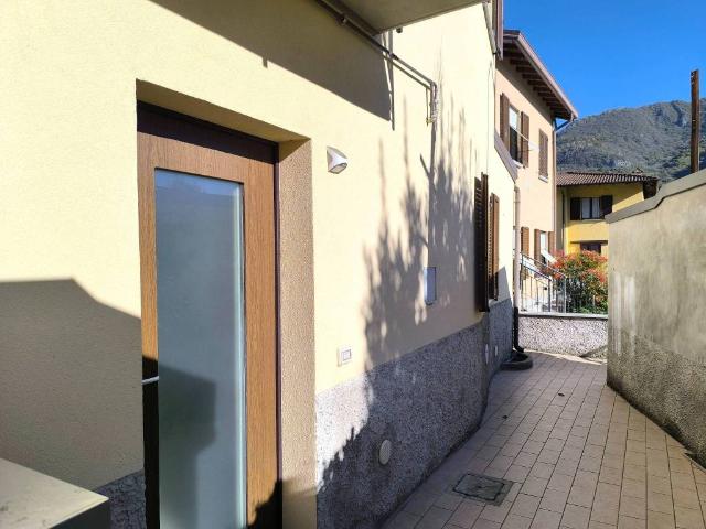 Casa indipendente in vendita a Valmadrera LC