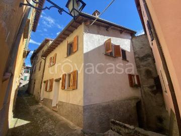 Casa indipendente in vendita a Valsolda via Santa Lucia, 16