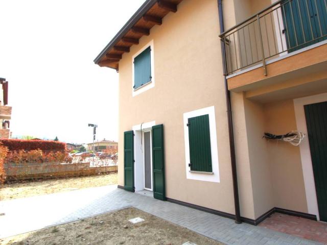Casa indipendente in vendita a Valsamoggia BO