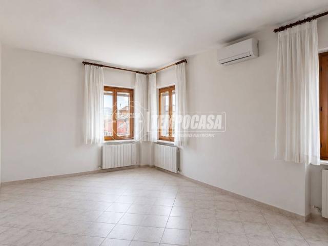 Casa indipendente in vendita a Valsamoggia BO