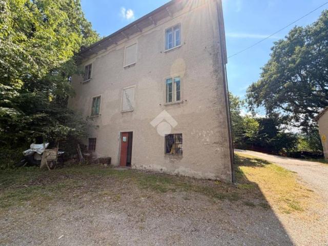 Casa indipendente in vendita a Valsamoggia BO