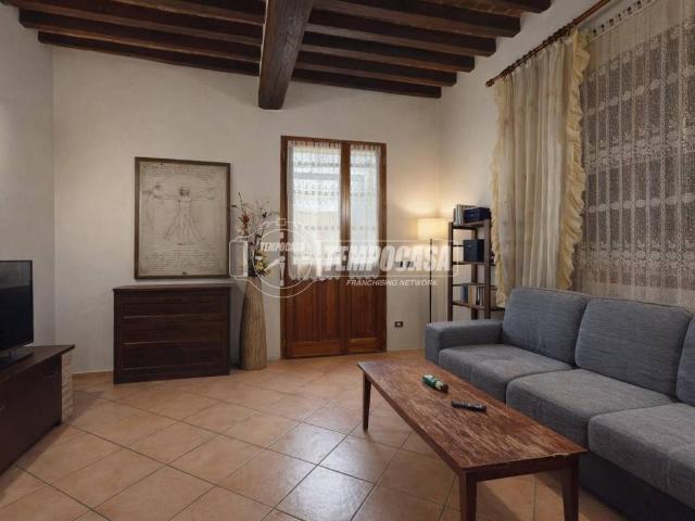 Casa indipendente in vendita a Valsamoggia BO