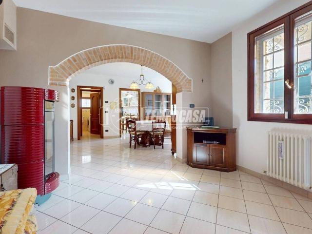 Casa indipendente in vendita a Valsamoggia BO