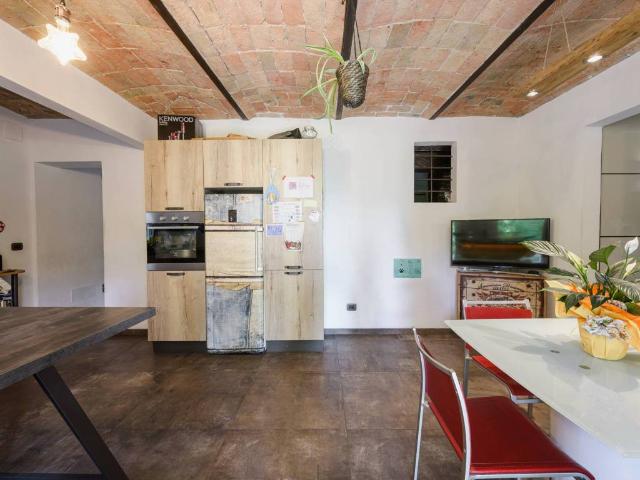 Casa indipendente in vendita a Valsamoggia BO