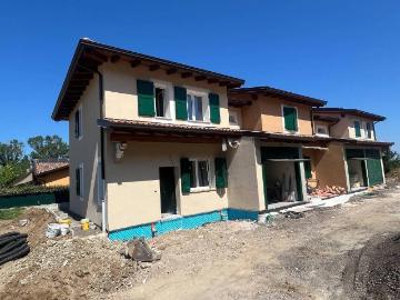 Casa indipendente in vendita a Valsamoggia BO