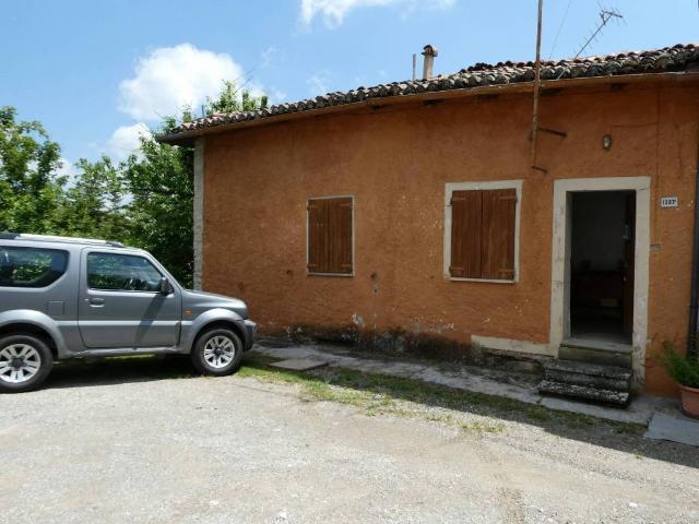 Casa indipendente in vendita a Valsamoggia BO