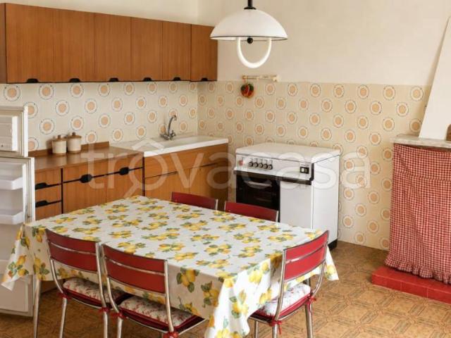 Casa indipendente in vendita a Valsinni via Gabriele d'Annunzio
