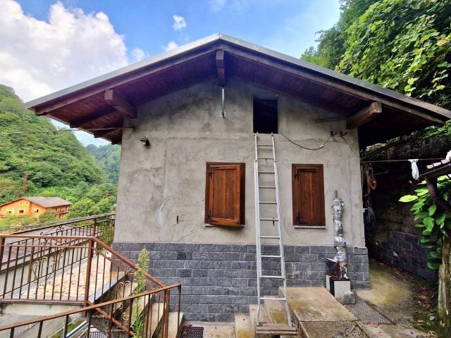 Casa indipendente in vendita a Valstrona VB
