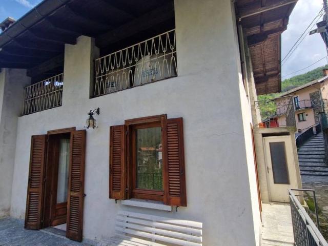 Casa indipendente in vendita a Valstrona VB