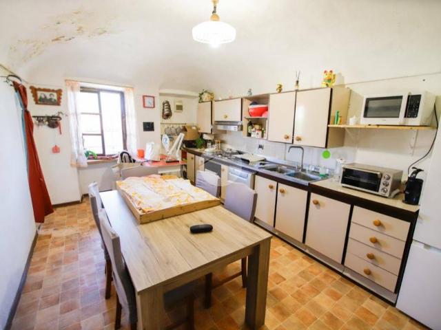 Casa indipendente in vendita a Valperga TO