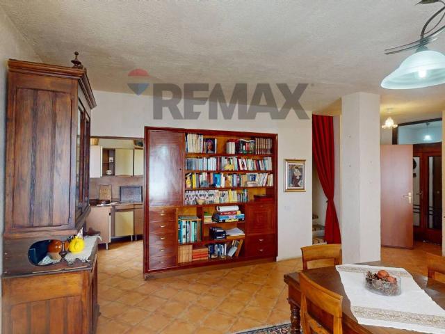 Casa indipendente in vendita a Valtopina PG