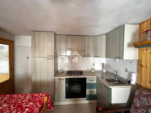 Casa indipendente in vendita a Valvarrone LC
