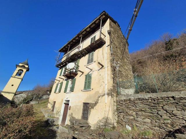 Casa indipendente in vendita a Valvarrone LC