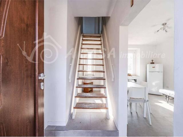Casa indipendente in vendita a Varano de' Melegari PR