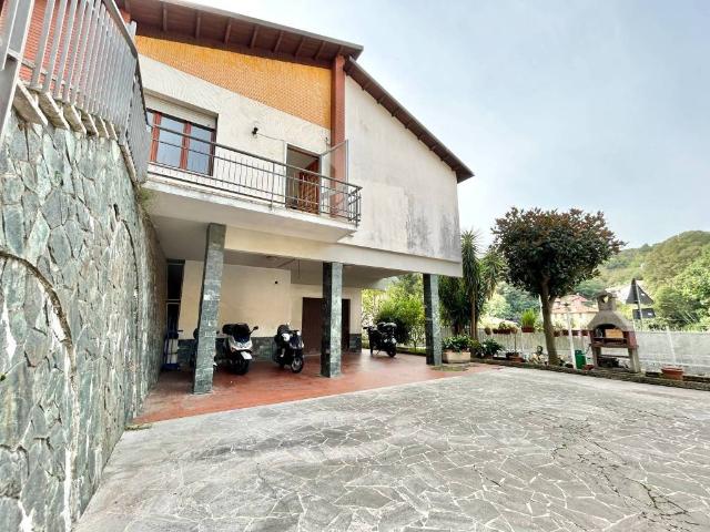 Casa indipendente in vendita a Varazze SV