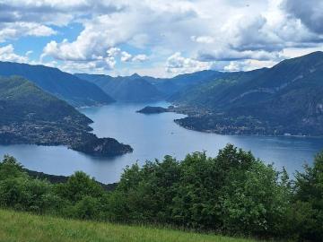 Villa in vendita a Varenna LC