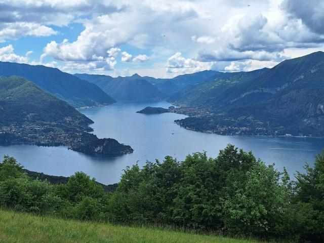Villa in vendita a Varenna LC