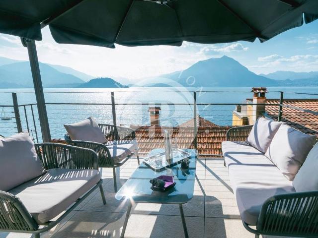 Casa indipendente in vendita a Varenna LC