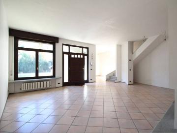 Casa indipendente in vendita a Varedo MB