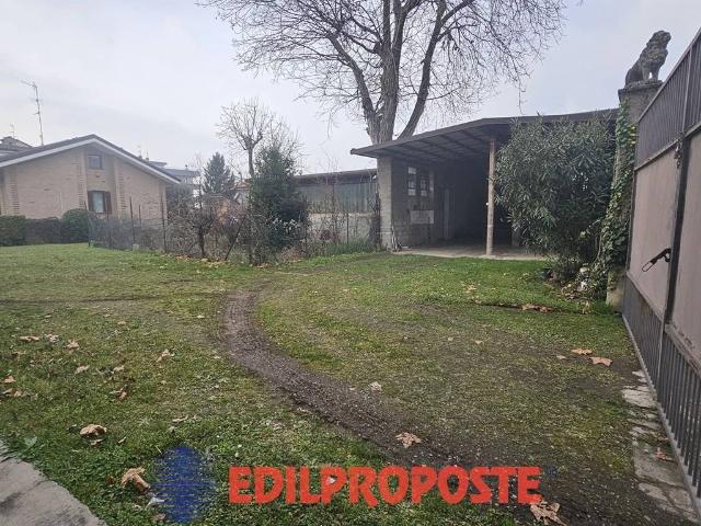 Casa indipendente in vendita a Varedo MB