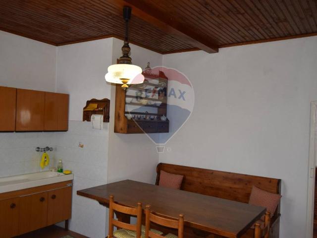 Casa indipendente in vendita a Varese Ligure