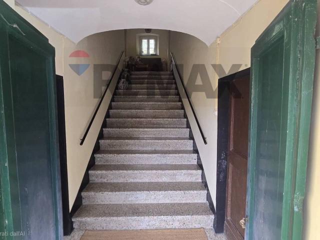 Casa indipendente in vendita a Varese Ligure