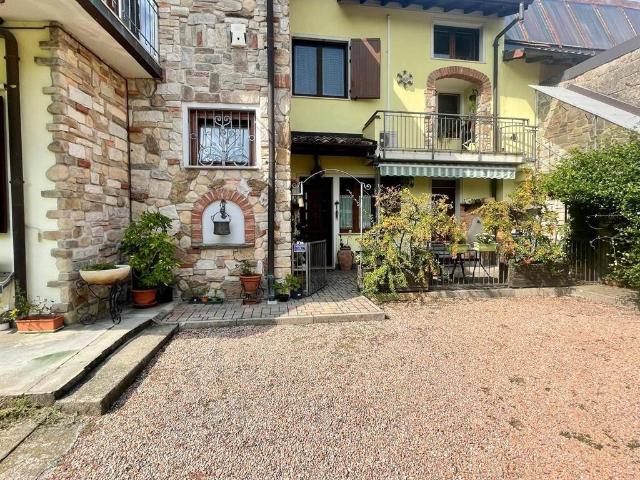 Casa indipendente in vendita a Varese VA