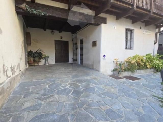 Casa indipendente in vendita a Varese VA