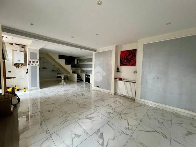 Casa indipendente in vendita a Varese