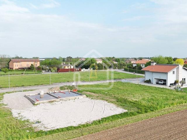 Casa indipendente in vendita a Varmo