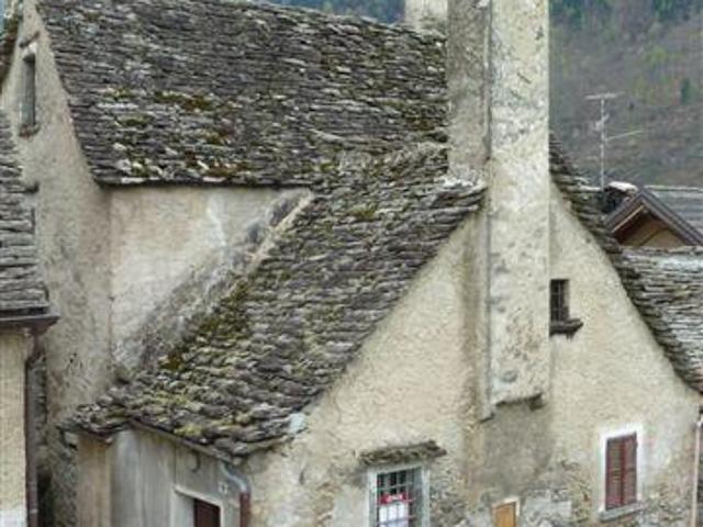 Casa indipendente in vendita a Varzo