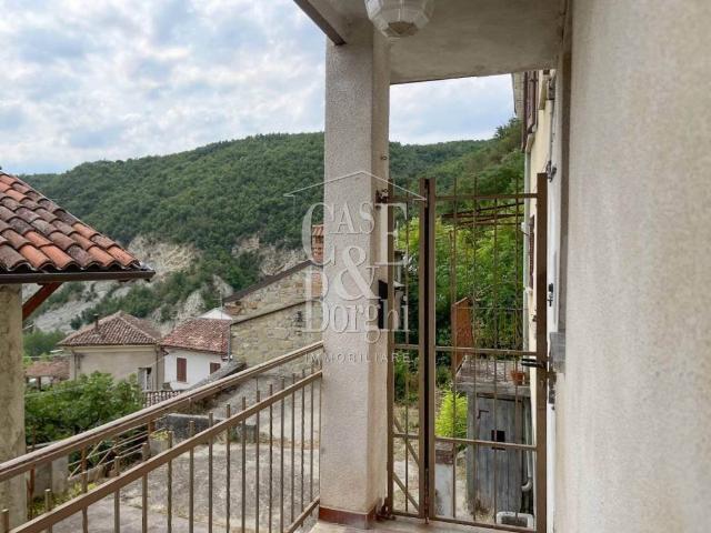 Casa indipendente in vendita a Varzi PV
