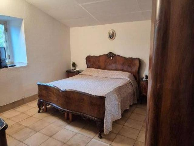 Casa indipendente in vendita a Varzi PV