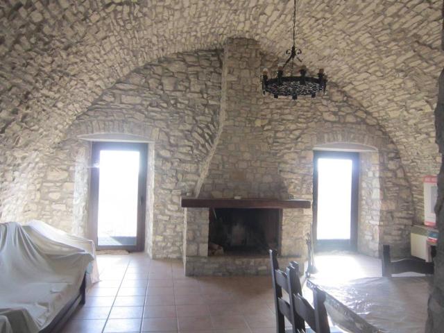 Casa indipendente in vendita a Vastogirardi IS