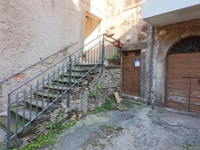 Casa indipendente in vendita a Vetralla VT